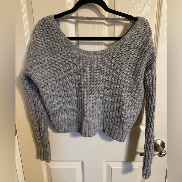 Ruby Moon Anthropologie Round Neck Crop Sweater w Twist V-Back, Heather Gray, XS - Picture 1 of 7